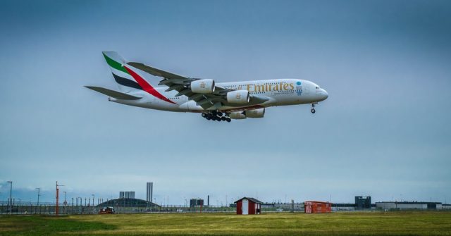 emirates-air-craft-signifying-landing-page