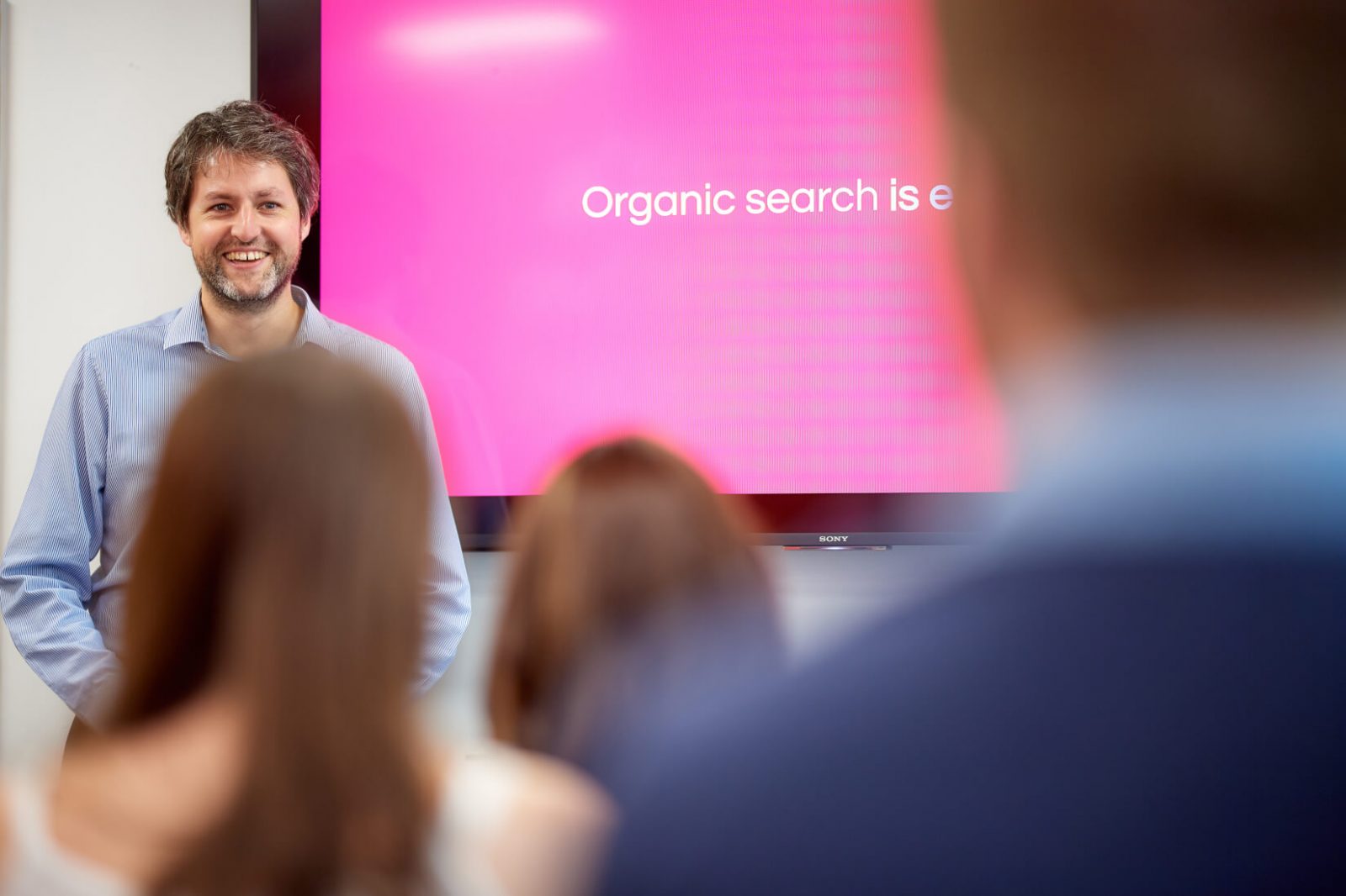 SEO agency consultant teaches organic search techniques